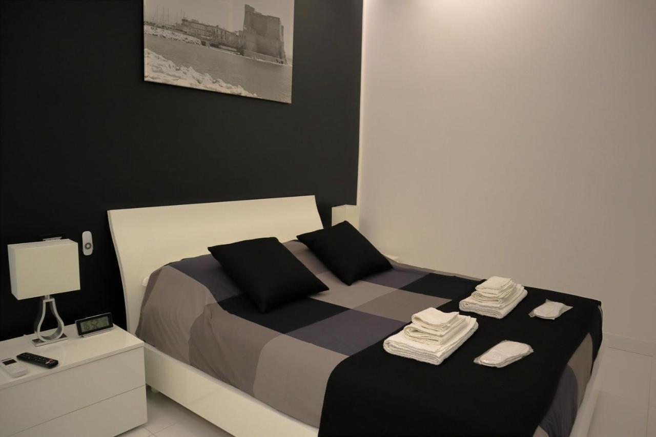 Rettifilo 201 Exclusive Rooms Naples Exterior photo