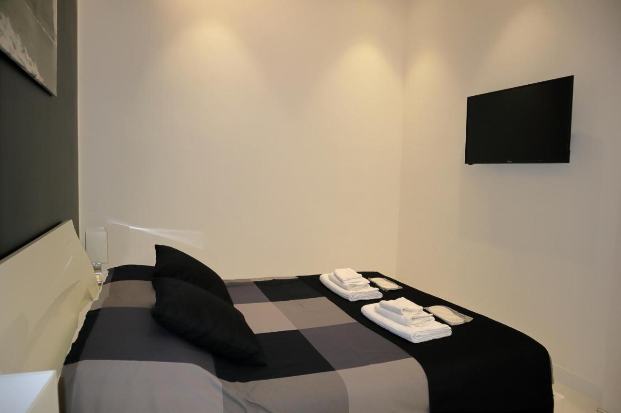 Rettifilo 201 Exclusive Rooms Naples Exterior photo
