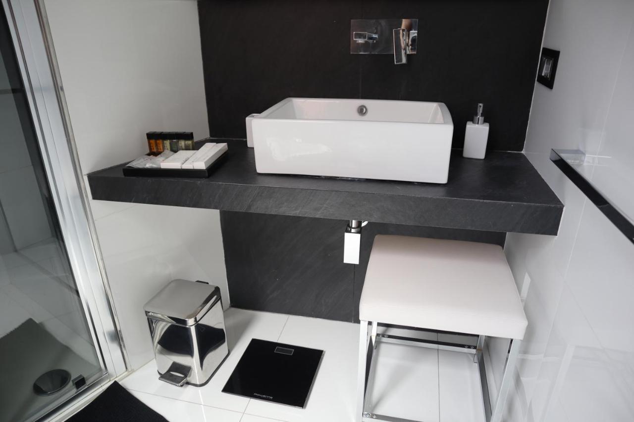 Rettifilo 201 Exclusive Rooms Naples Exterior photo