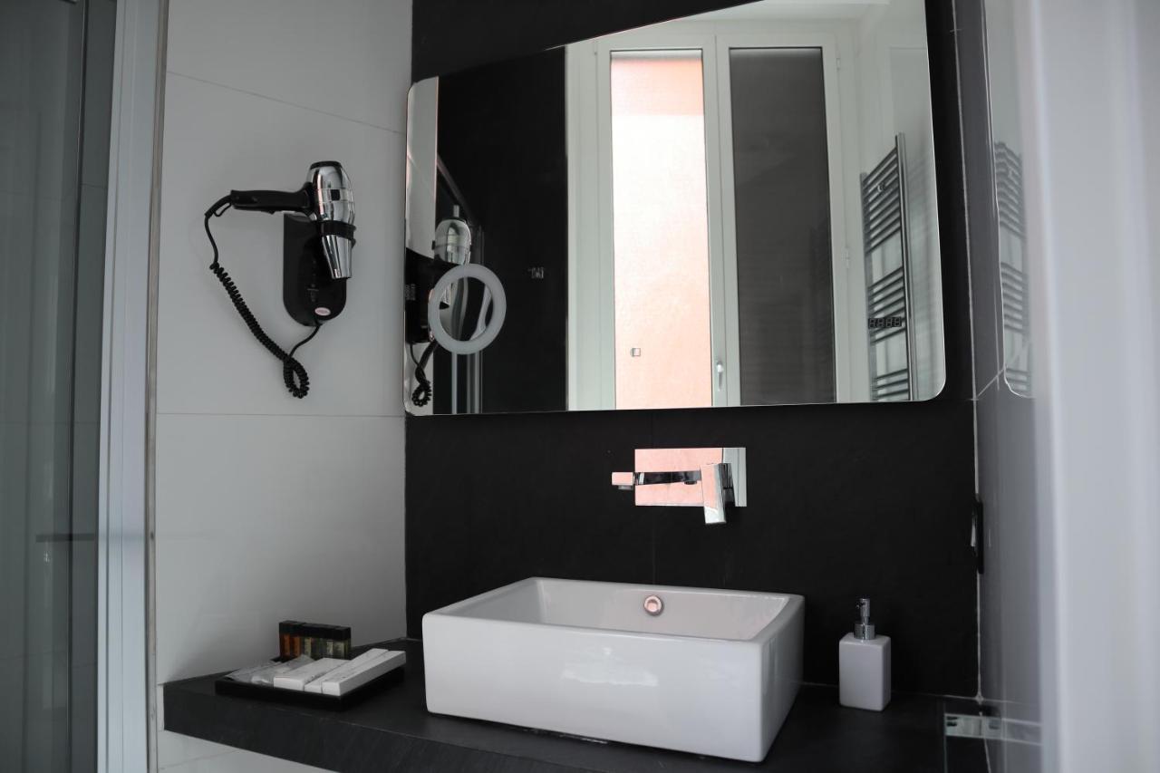 Rettifilo 201 Exclusive Rooms Naples Exterior photo