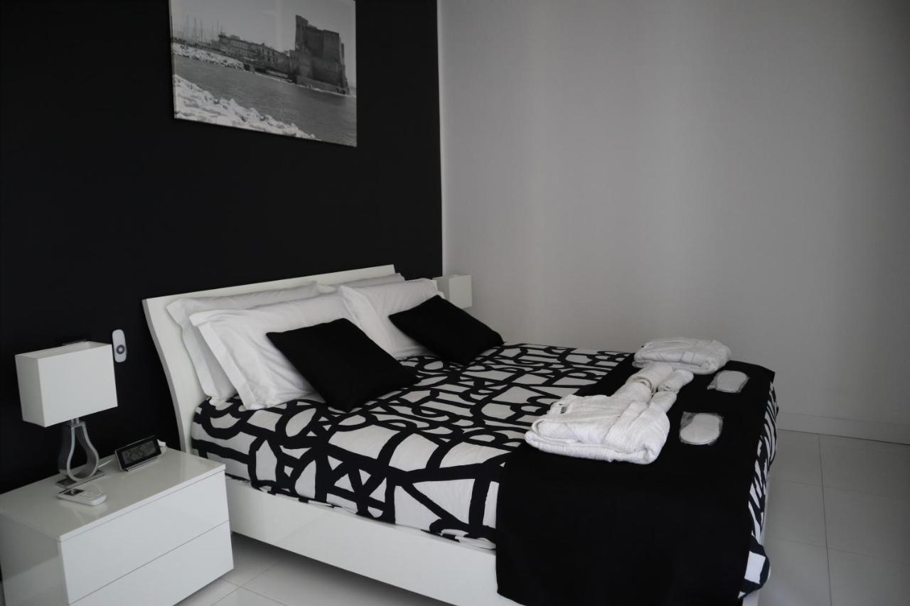 Rettifilo 201 Exclusive Rooms Naples Exterior photo