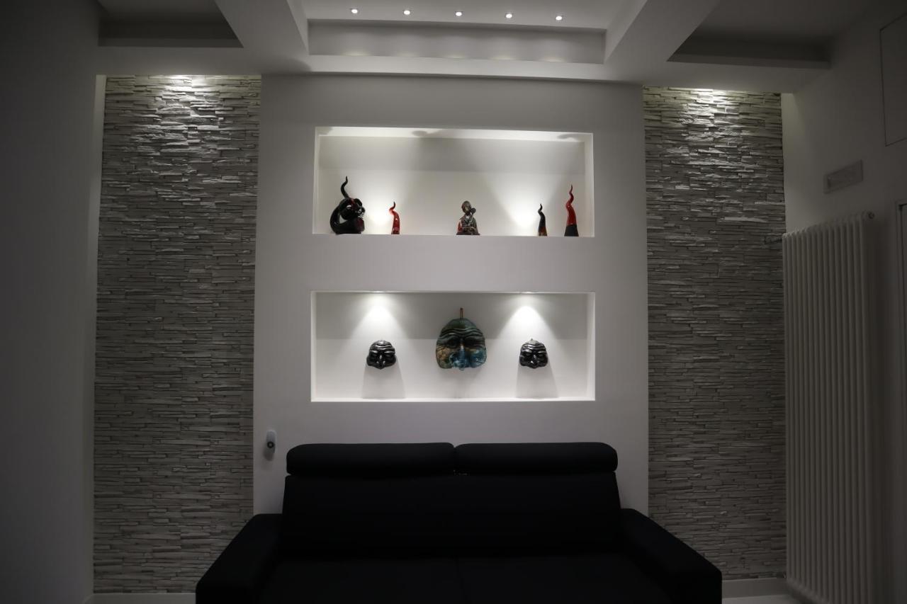 Rettifilo 201 Exclusive Rooms Naples Exterior photo