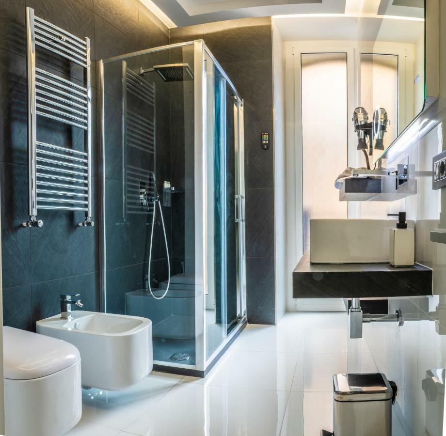 Rettifilo 201 Exclusive Rooms Naples Exterior photo