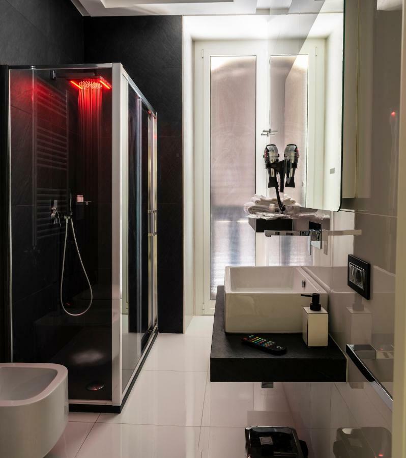 Rettifilo 201 Exclusive Rooms Naples Exterior photo
