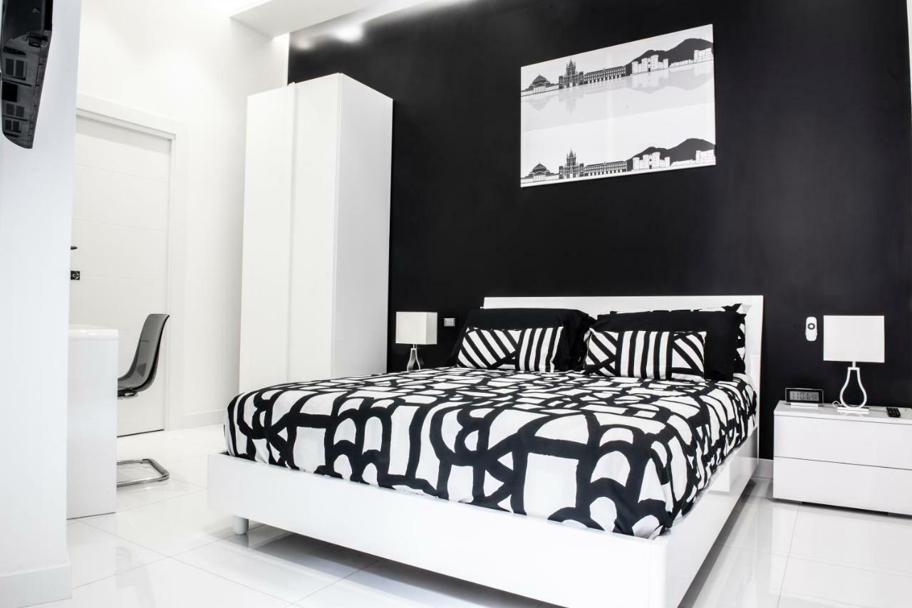 Rettifilo 201 Exclusive Rooms Naples Exterior photo